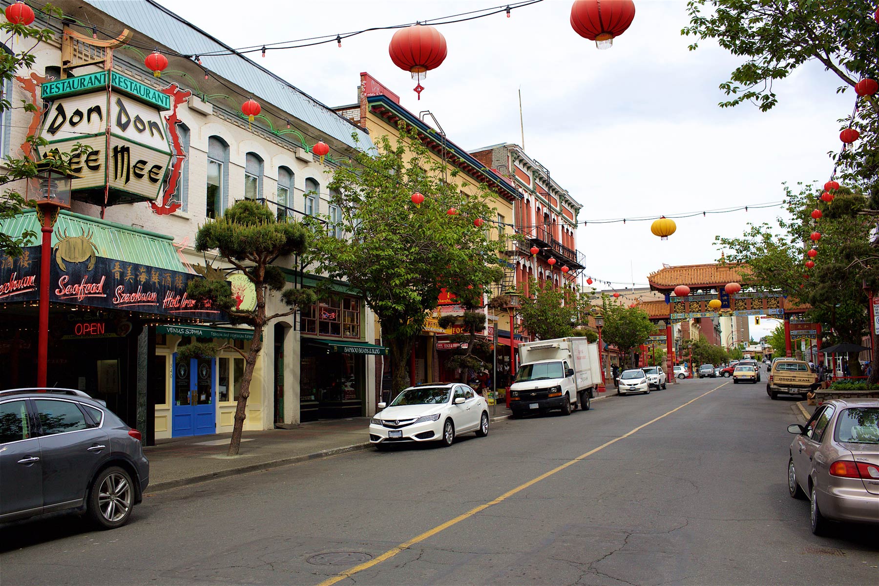 Victoriassa on Kanadan vanhin Chinatown ja hyviä aasialaisravintoloita ympäri kaupunkia. (c) Alex Kampion/tripsteri.fi